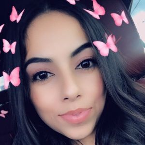 Meet your Posher, Evangelina